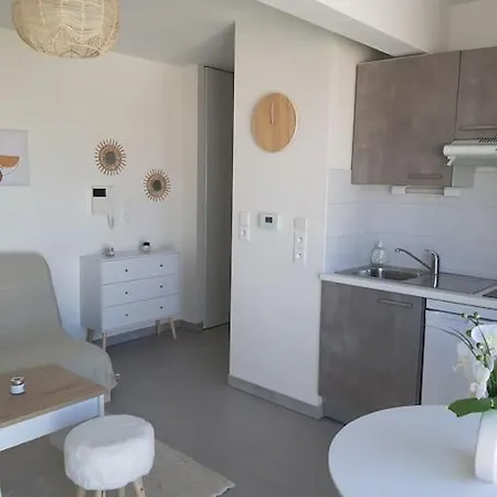 Apartament Superbe Studio - Vue Marais *